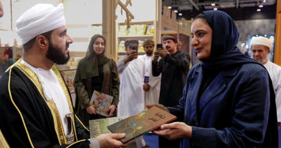المجلس الإماراتي لكتب اليافعين يعزز تعاونه مع المبدعين العُمانيين ويحفز مزيداً منهم على المشاركة في جائزة اتصالات