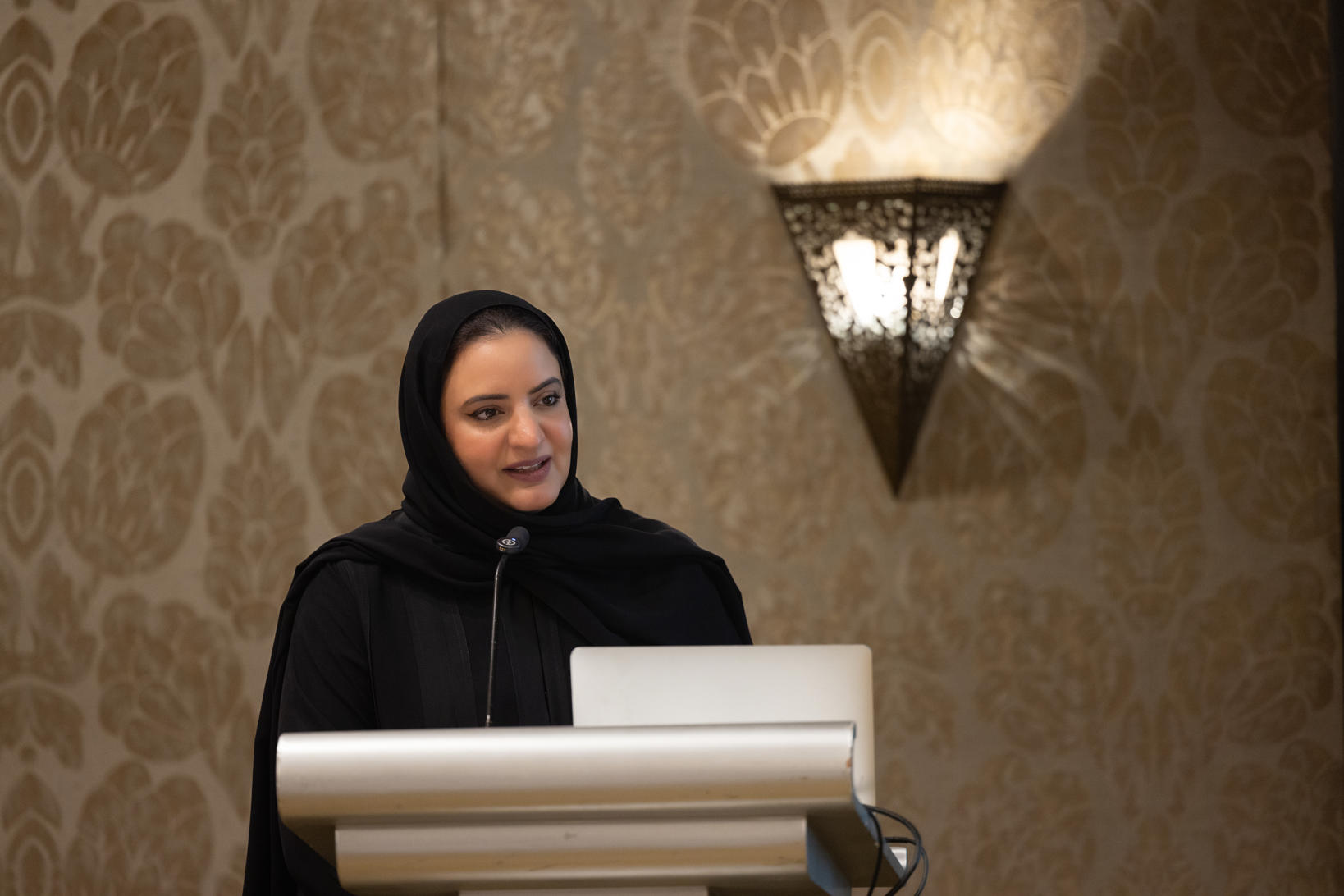 الجائزة الدولية لأدب الطفل العربي المقدمة من "إي آند" تستكشف سبل تعزيز مشاركات الناشرين المصريين